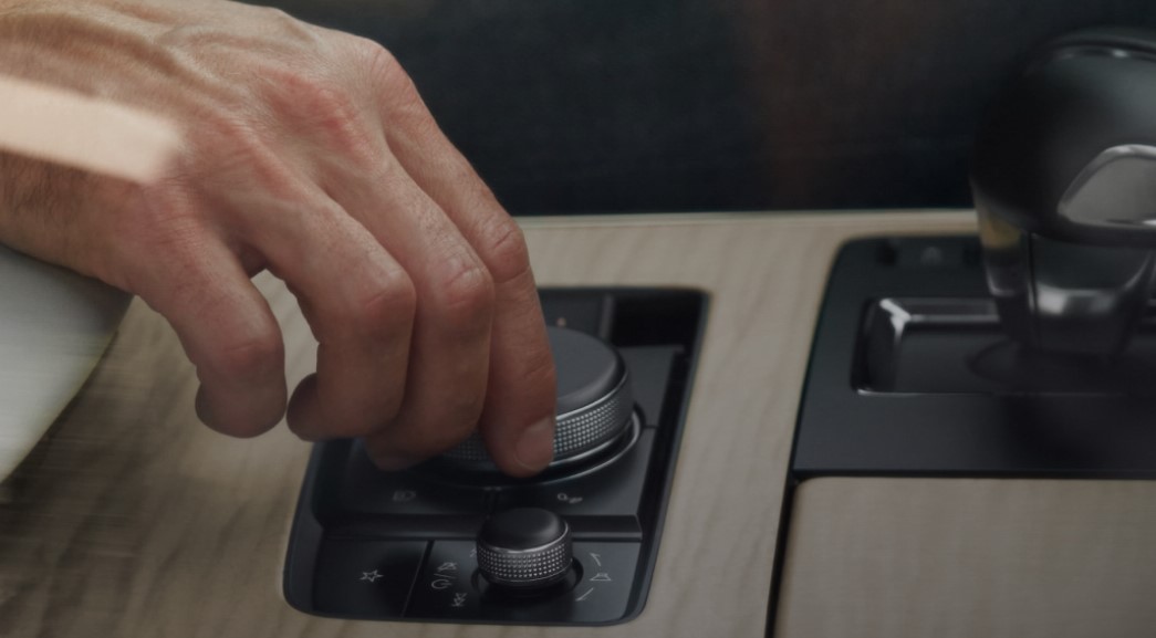 2025 Mazda CX-90 PHEV Technology