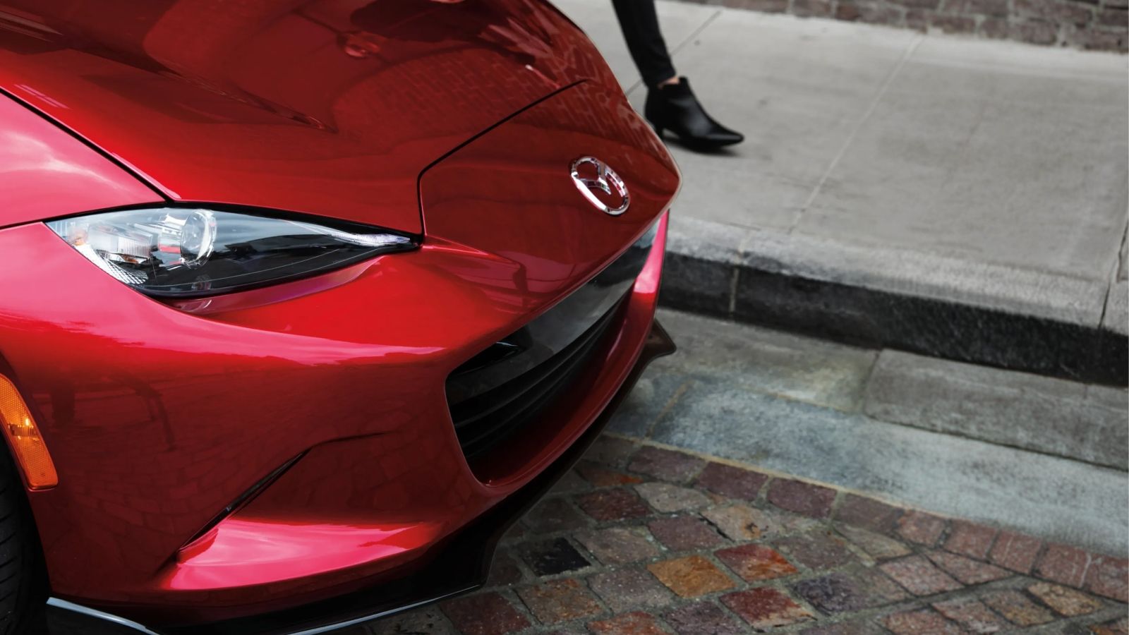How long is the 2026 MAZDA MX-5 Miata RF?